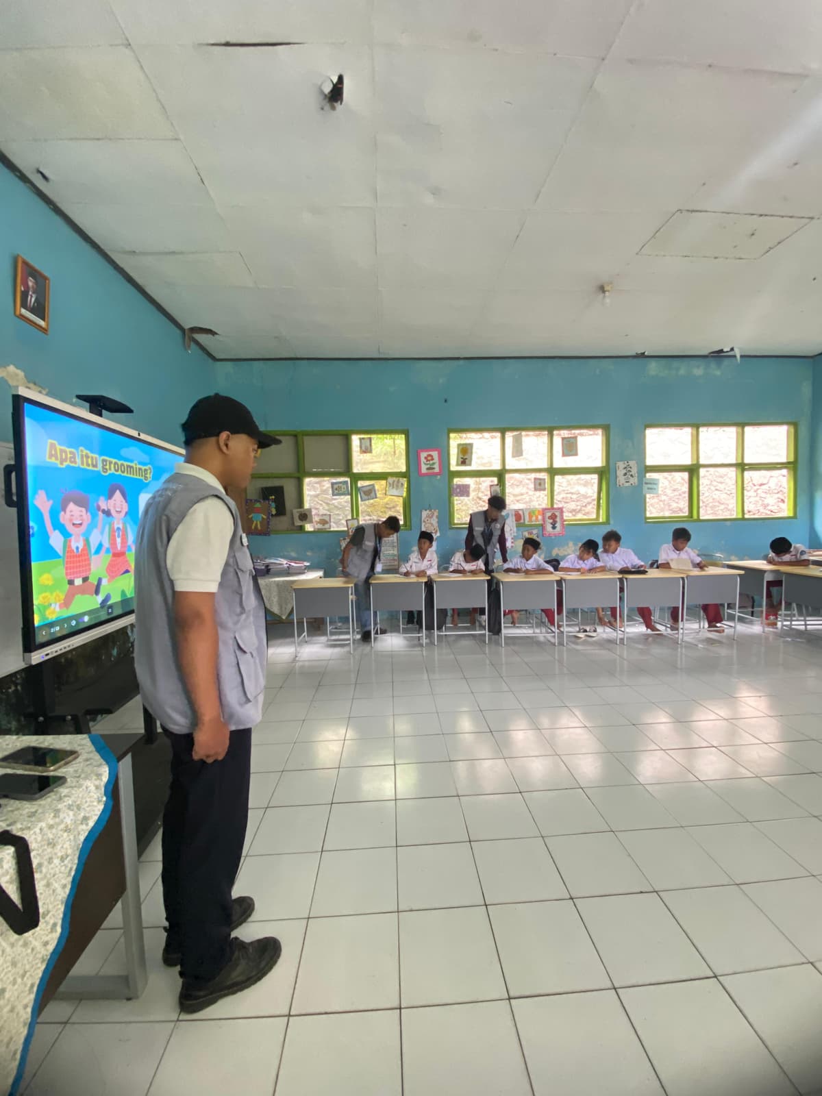 Pengabdian ke Lembaga Pendidikan di Desa Cidugaleun